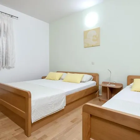 Appartement Dolac Side