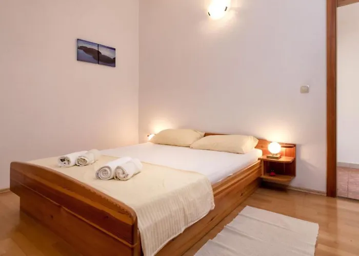 Apartment Dolac Side *