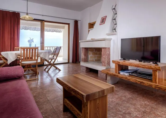 Dolac Side * Hvar Town