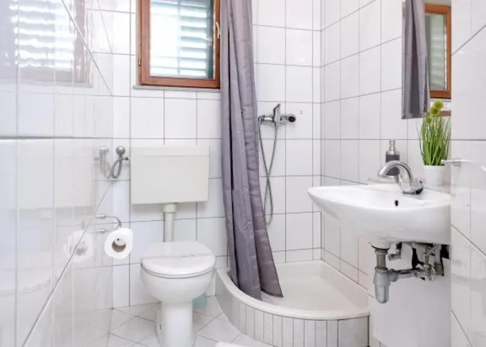 Dolac Side Apartment *